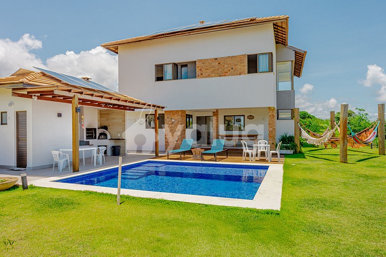 Maravilhosa Casa com 4 Suítes e Piscina em Costa do Sauípe