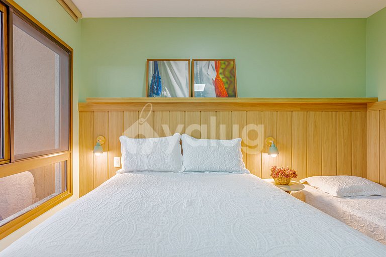 Maravilhoso Duplex com 4 Quartos, Pé Na Areia - Itacimirim