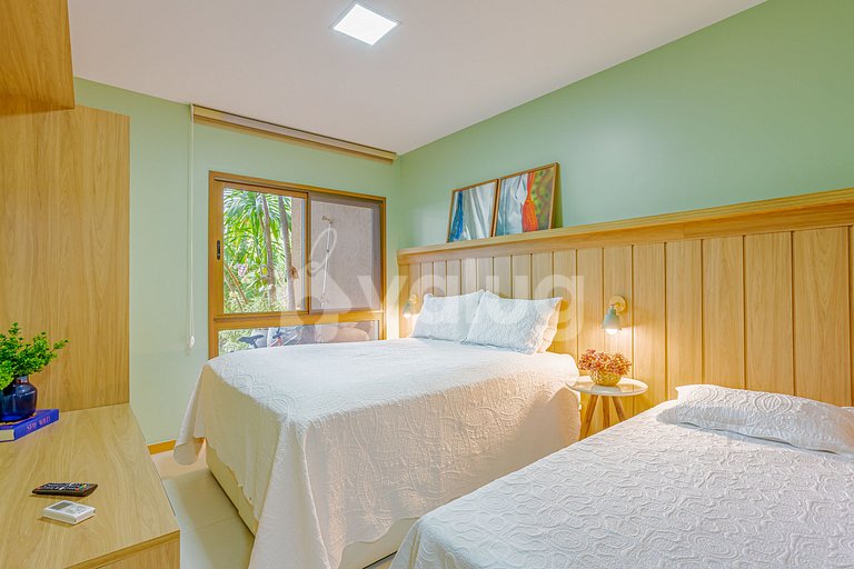 Wonderful Duplex with 4 Bedrooms, Right on the Beach