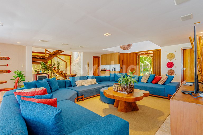 GB129 Casa de Alto Padrão Pé na Areia - Guarajuba