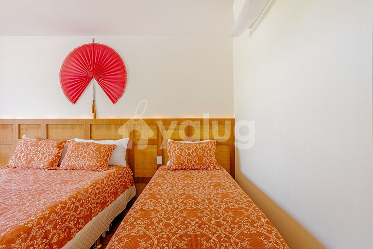 GB129 Luxury Beachfront House - Guarajuba