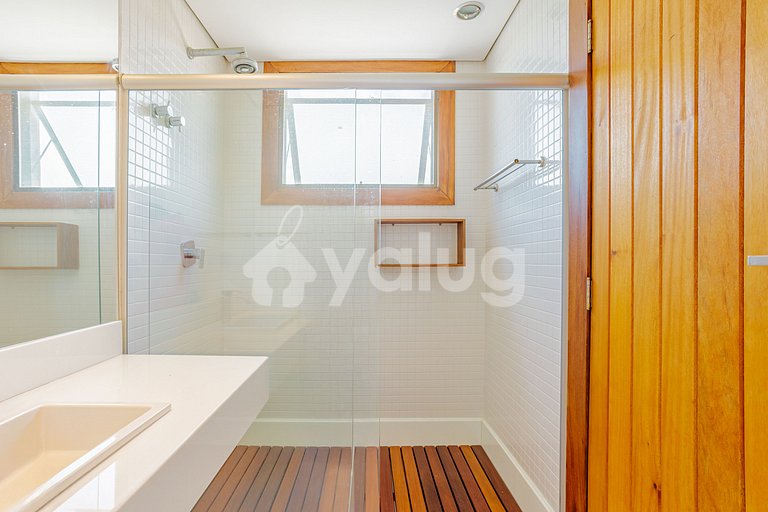 GB129 Luxury Beachfront House - Guarajuba