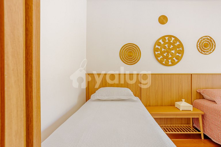 GB129 Luxury Beachfront House - Guarajuba