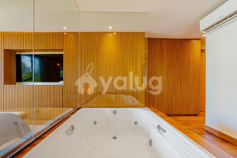 GB129 Casa de Alto Padrão Pé na Areia - Guarajuba