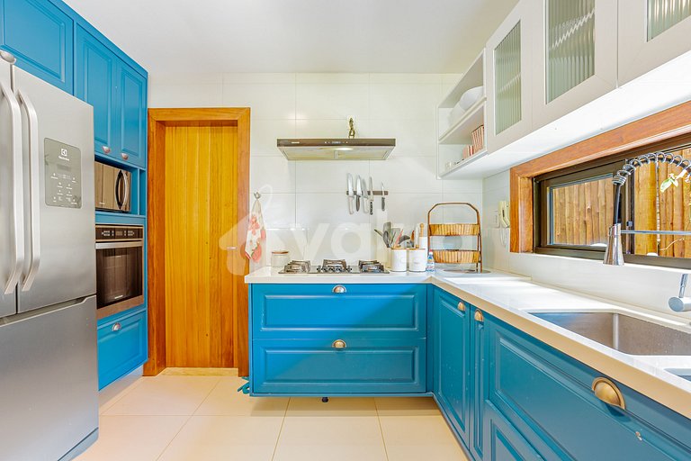 GB129 Casa de Alto Padrão Pé na Areia - Guarajuba