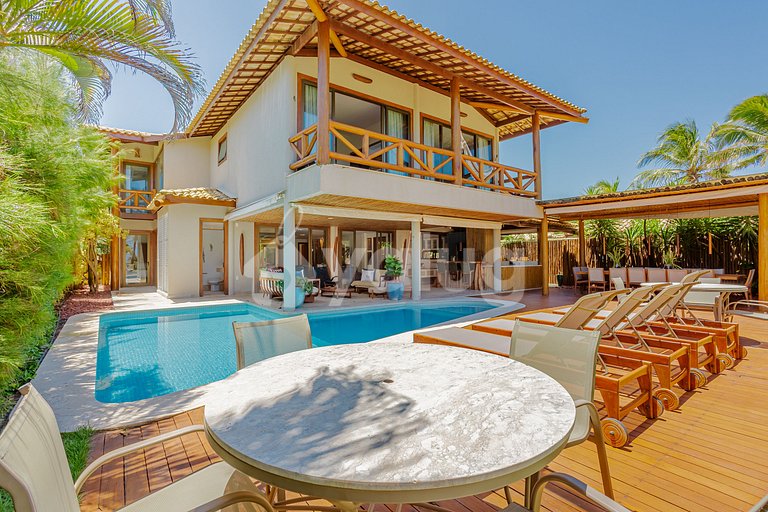 GB129 Casa de Alto Padrão Pé na Areia - Guarajuba