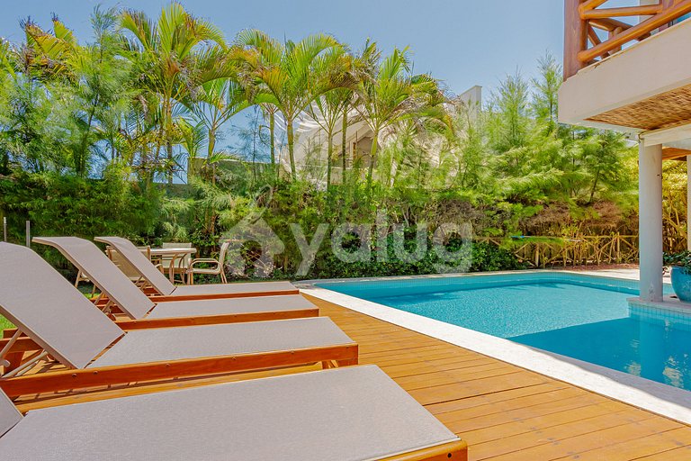 GB129 Luxury Beachfront House - Guarajuba