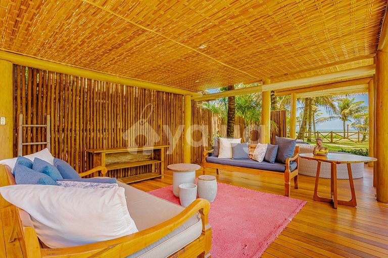GB129 Luxury Beachfront House - Guarajuba