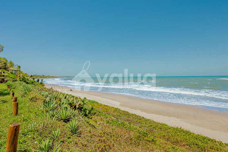 GB129 Luxury Beachfront House - Guarajuba