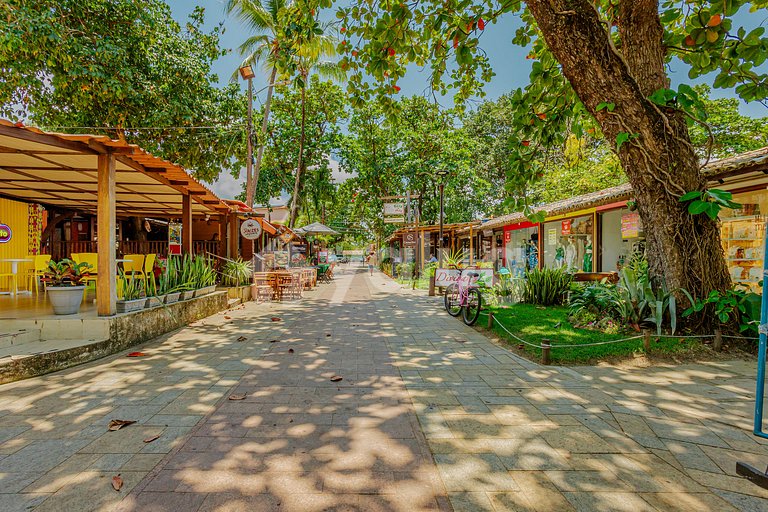 High-Standard House with 7 Suites - Praia do Forte