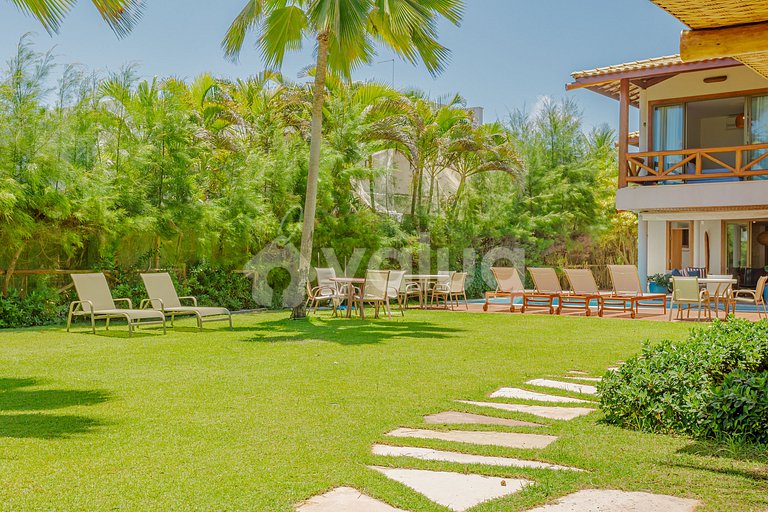 GB129 Casa de Alto Padrão Pé na Areia - Guarajuba