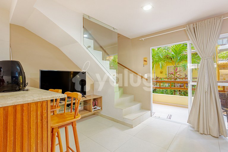 IT120 Excelente Apartamento Pé na Areia com 2 Quartos