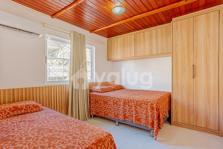 IT120 Excelente apartamento frente a la playa con 2 dormitor