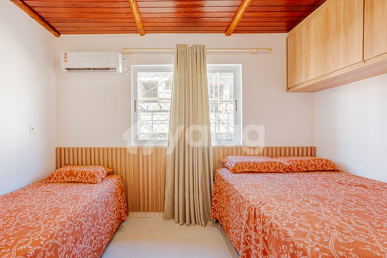 IT120 Excellent Beachfront Apartment with 2 Bedrooms