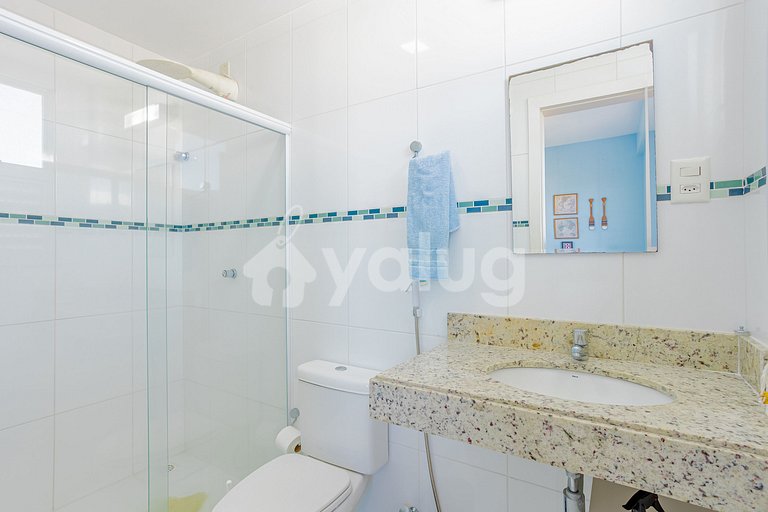 GB130 Excelente Casa com Piscina - Guarajuba