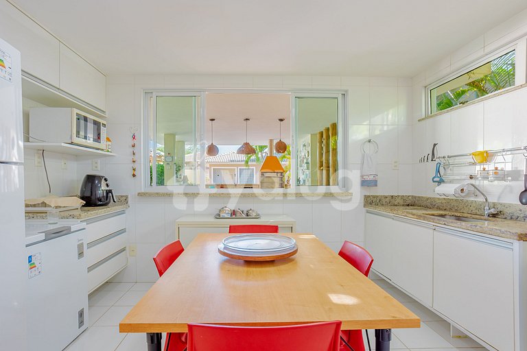 GB130 Excelente Casa com Piscina - Guarajuba