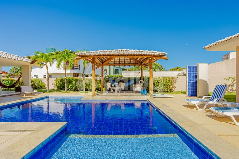 GB130 Excelente casa con piscina - Guarajubá