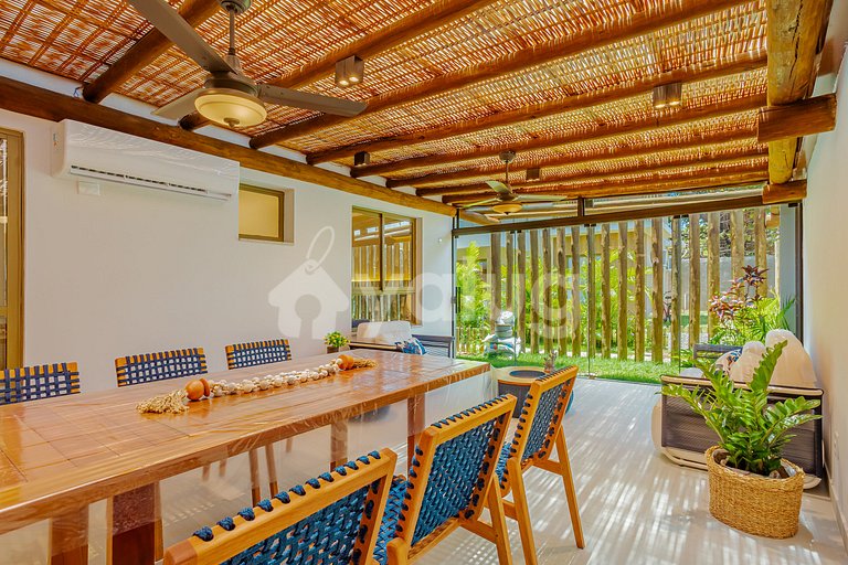 IT121 - Encantador pueblo con 2 suites en Itacimirim