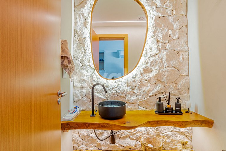 IT121 - Encantador pueblo con 2 suites en Itacimirim