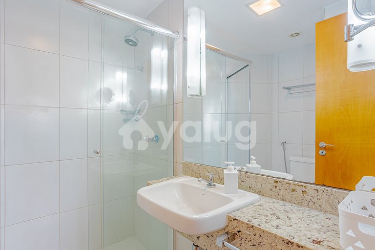 Apartamento CA06 a 500 m del centro comercial Salvador