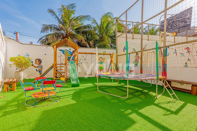 Apartamento vista mar a 200m da praia Armação