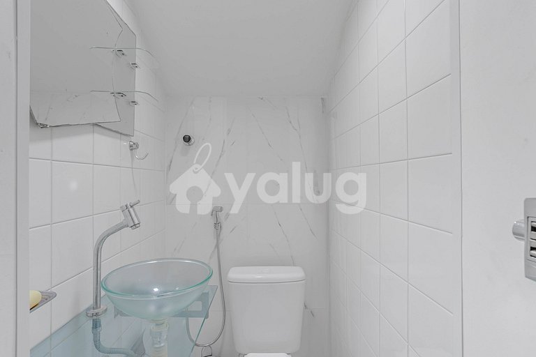 Ótimo apt 2 Quartos em Guarajuba com Piscina e WiFi