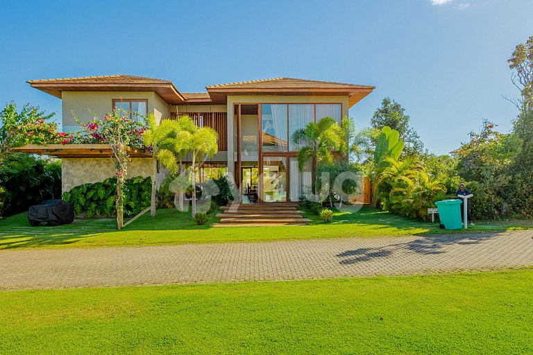 Casa Alto Padrão 05 Suítes - Praia do Forte