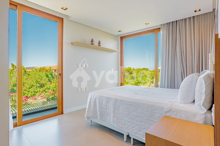 Casa Alto Padrão 05 Suítes - Praia do Forte