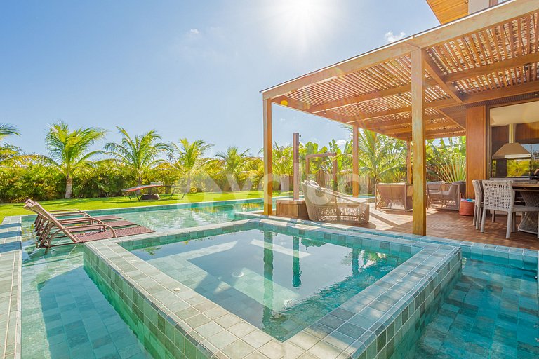 Casa Alto Padrão 05 Suítes - Praia do Forte