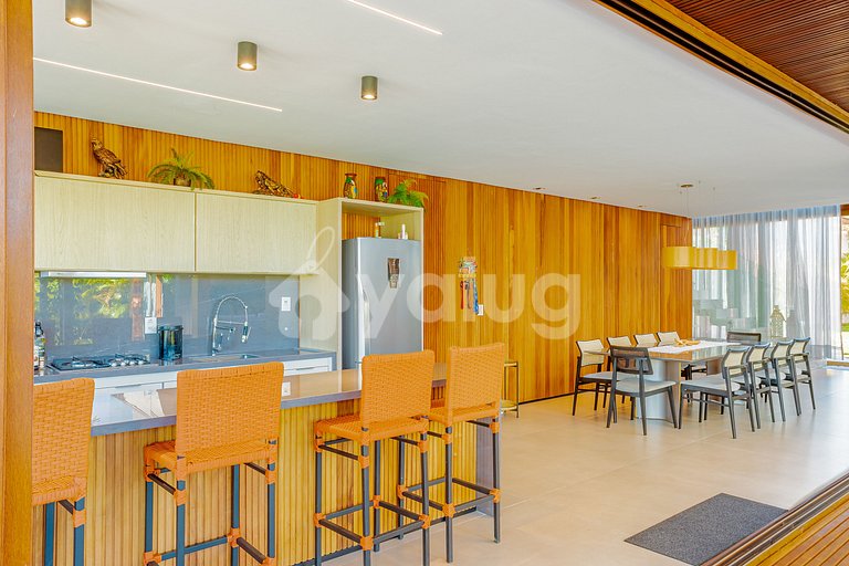 Casa Alto Padrão 05 Suítes - Praia do Forte