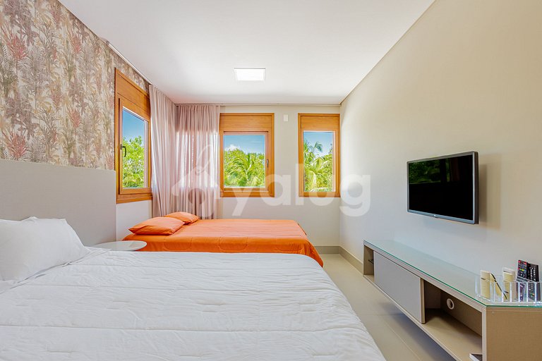 IT 122 Excellent House with 4 suites and Pool - Itacimirim