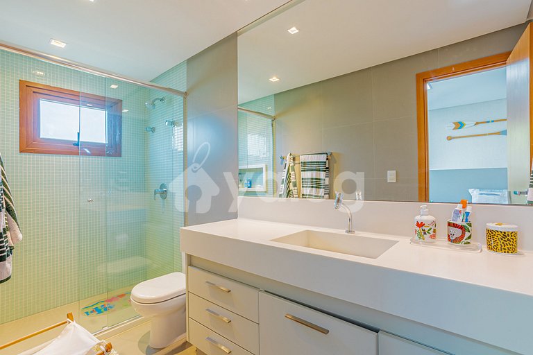 IT122 Excelente Casa 4 suítes c/ Piscina - Itacimirim