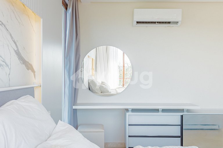 Beautiful Luxury House with 5 Suites in Praia do Forte