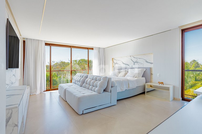 Beautiful Luxury House with 5 Suites in Praia do Forte