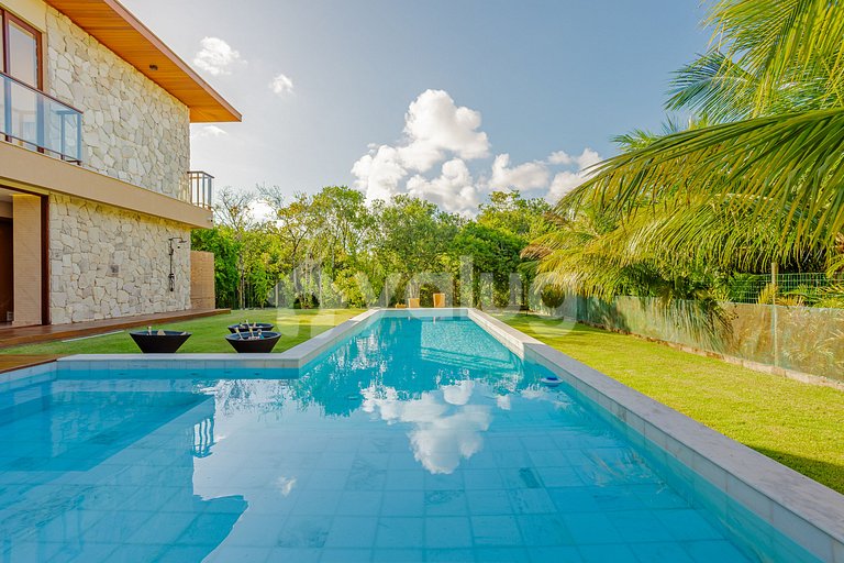 Beautiful Luxury House with 5 Suites in Praia do Forte