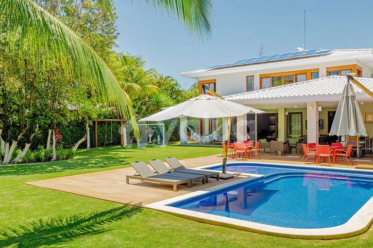 IT 122 Excelente Casa con 4 suites y Piscina - Itacimirim