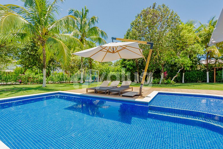 IT 122 Excelente Casa con 4 suites y Piscina - Itacimirim