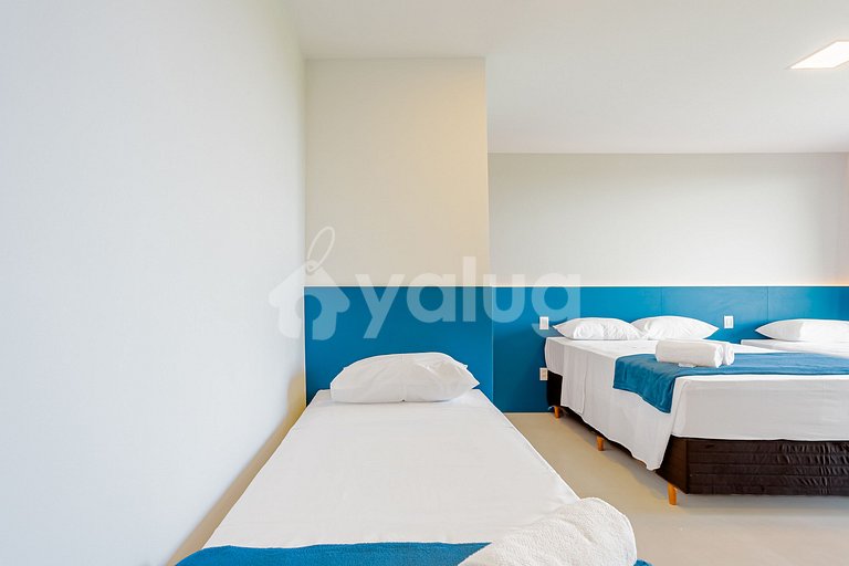 Luxury house with hot tub and 6 suites.