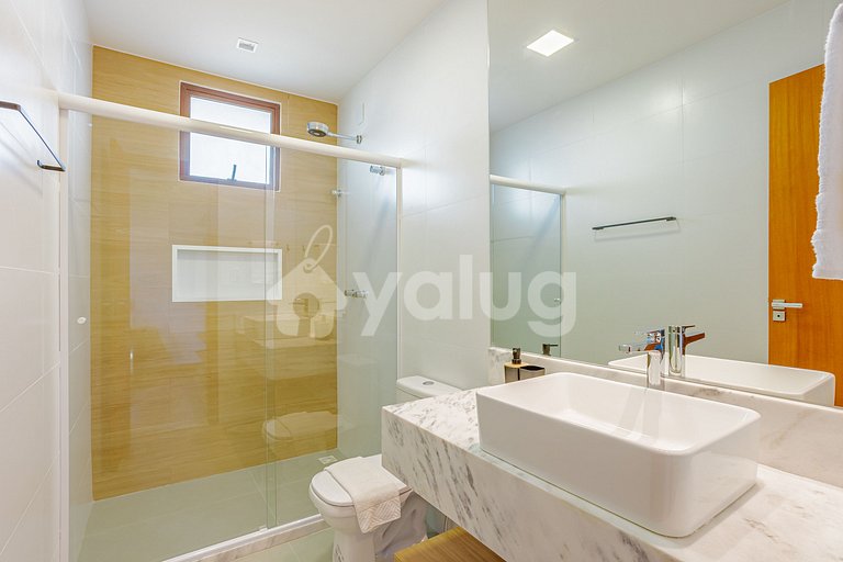 Casa de lujo con jacuzzi y 6 suites.