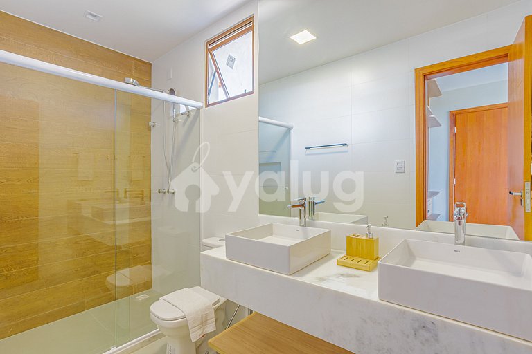 Casa de lujo con jacuzzi y 6 suites.