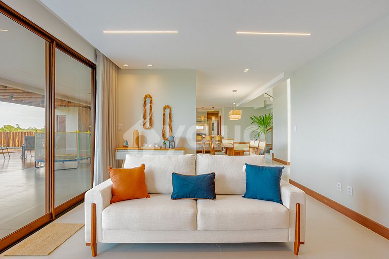 Casa de lujo con jacuzzi y 6 suites.