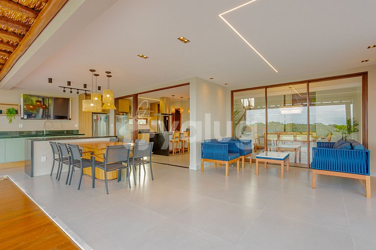 Casa de lujo con jacuzzi y 6 suites.