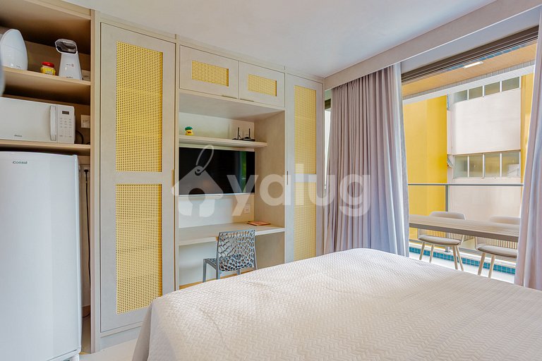 BR18 Beautiful Studio 180m from Barra Beach