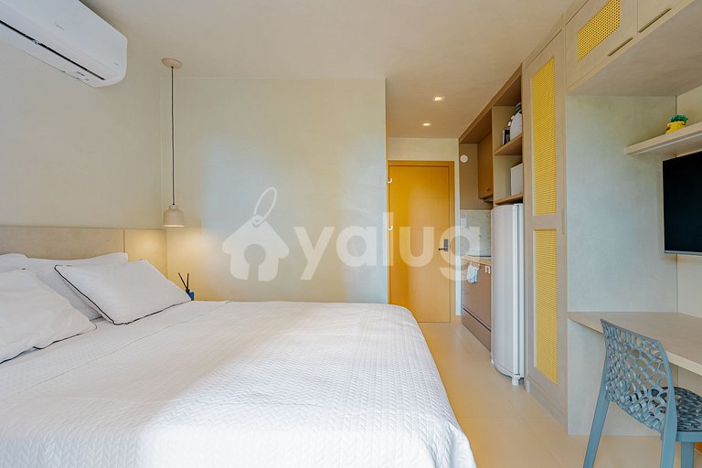 BR18 Beautiful Studio 180m from Barra Beach