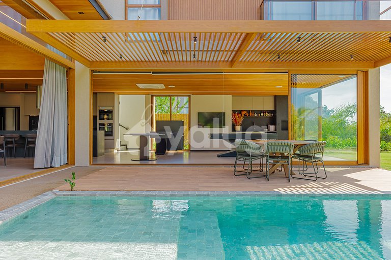 PF131 Luxury House with 5 Suites - Praia Bella