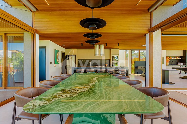 PF131 Luxury House with 5 Suites - Praia Bella