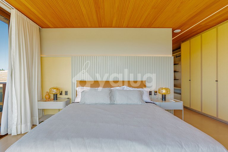 PF131 Luxury House with 5 Suites - Praia Bella