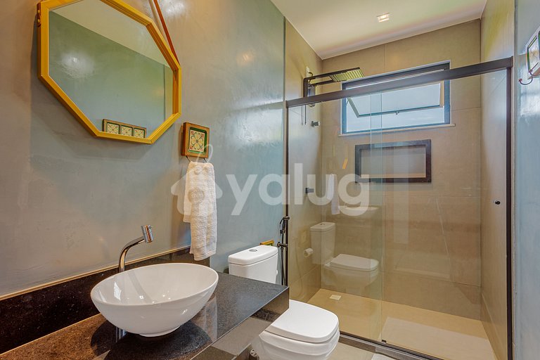 House with 4 bedrooms and private pool in Praia do Forte.