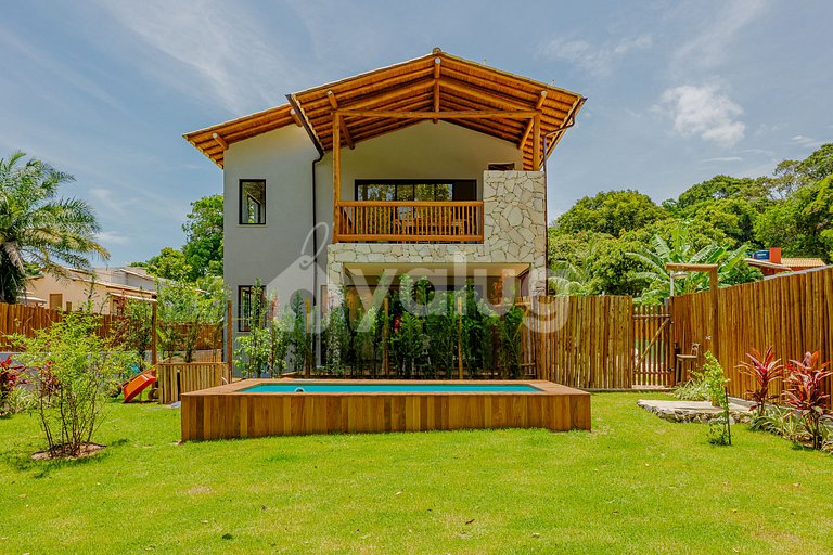 Casa con 4 dormitorios y piscina privada en Praia do Forte.