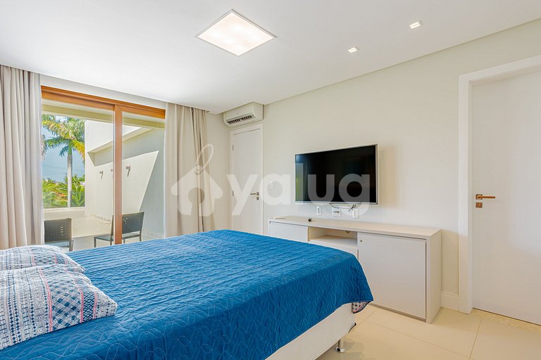 GB131 Beautiful House with 5 suites and Swimming Pool